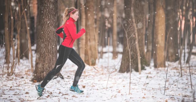 Peut-on courir quand il gèle ? Évitez les risques et restez en sécurité